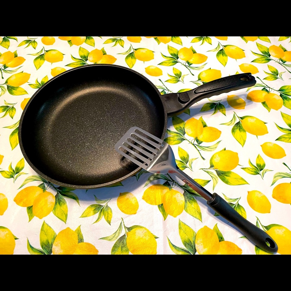 11” Cast Aluminum Marble Finish Fry Pan